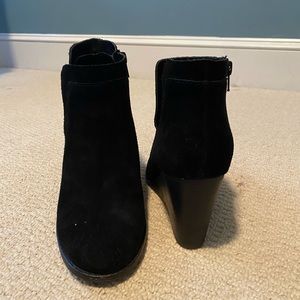 lucky brand black heeled boot